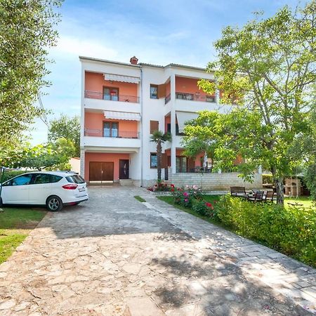 Apartments Adria Rovinj Exteriör bild